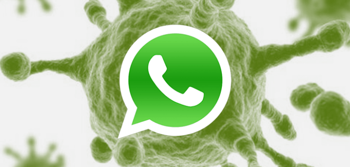 La nueva estafa en WhatsApp que promete emoticonos navideños