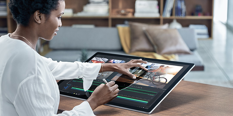 microsoft-surface-studio-en-intl-pdp0-surface-cardinal-42l-00001-f4-desktop