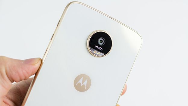 moto z2 play