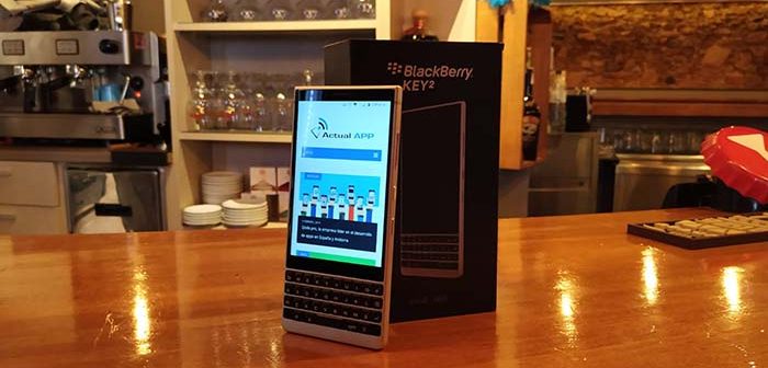 review de la blackberry key2