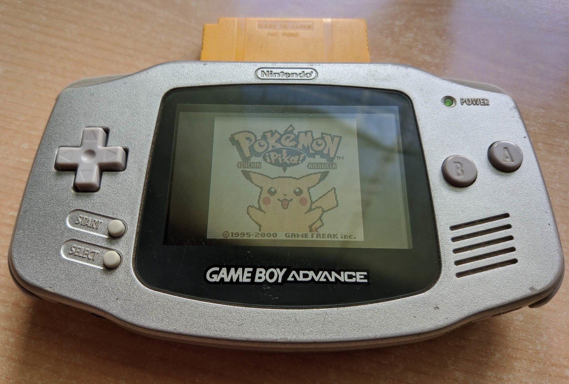 Pokémon Amarillo GBA